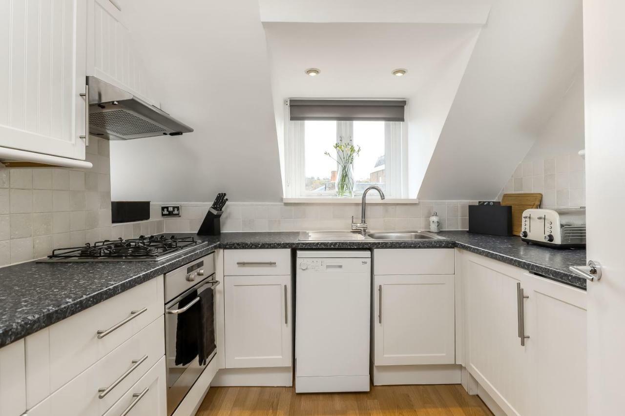 Gorgeous Apartment In The Centre Of Winchester Extérieur photo